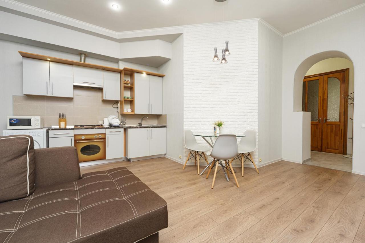 Apartment Zhukovskogo 17 Одесса Экстерьер фото